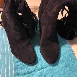 Elegant Black Women's Boots